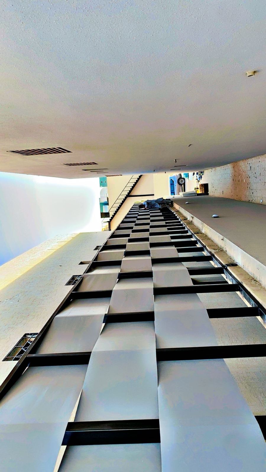 سواتر حديد مجدول